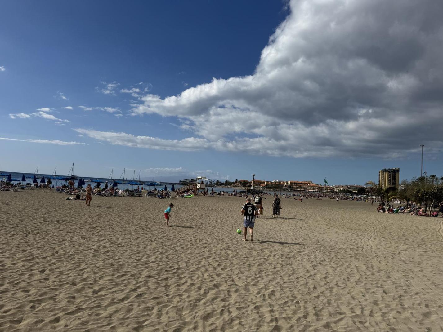Heart Of Los Cristianos Modern Apartment Close To The Sea In Tenerife Екстериор снимка