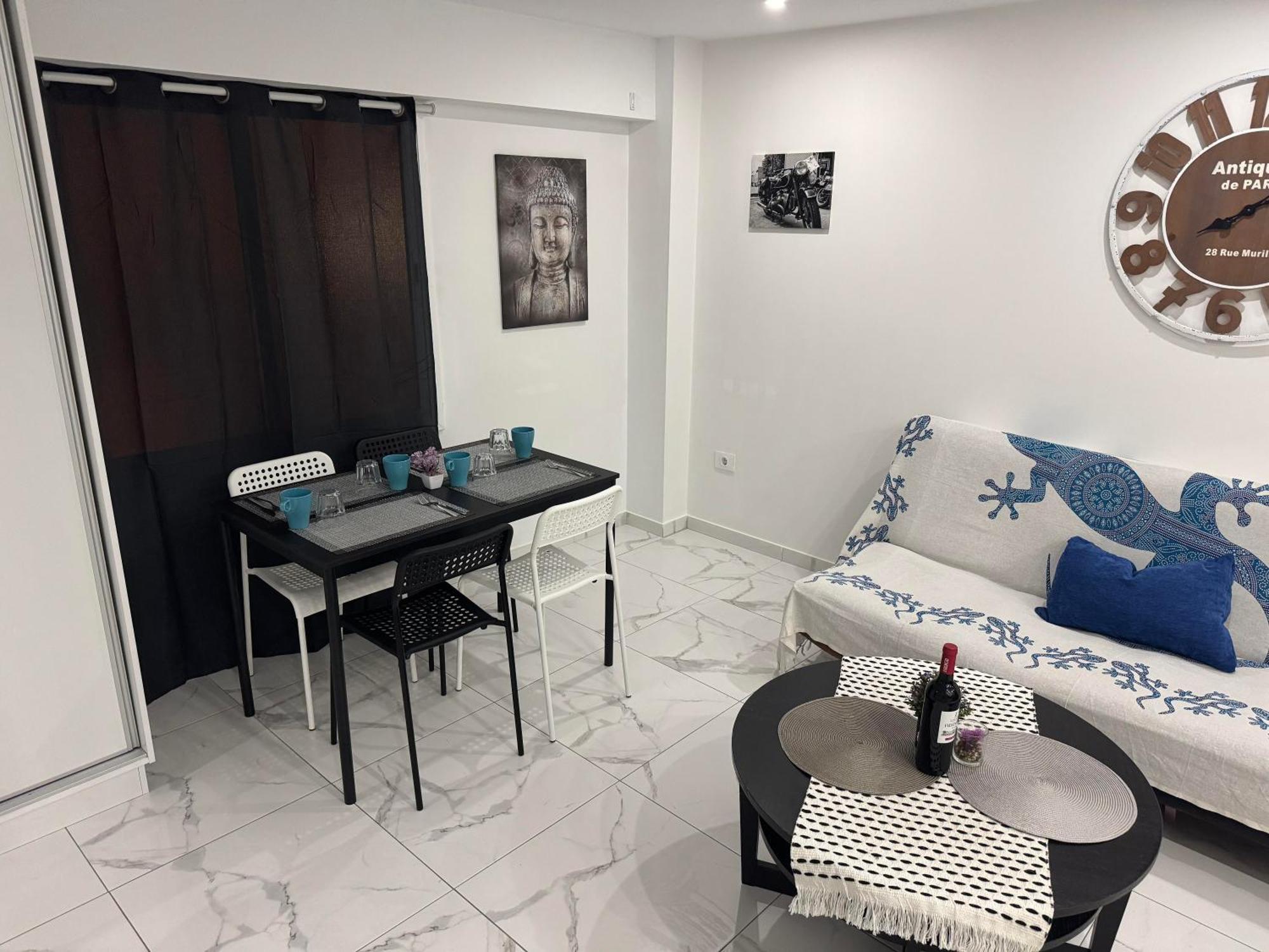 Heart Of Los Cristianos Modern Apartment Close To The Sea In Tenerife Екстериор снимка
