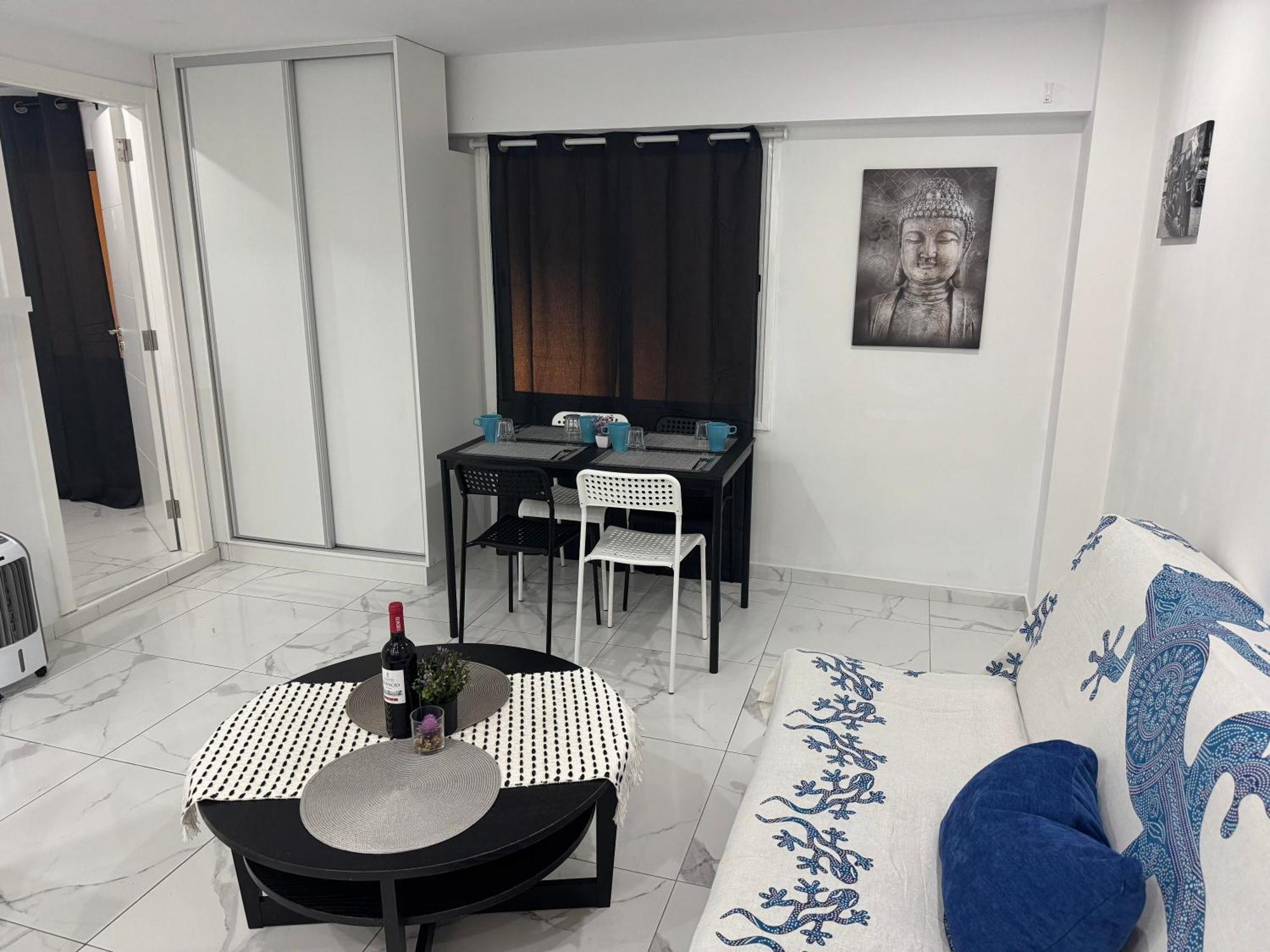 Heart Of Los Cristianos Modern Apartment Close To The Sea In Tenerife Екстериор снимка